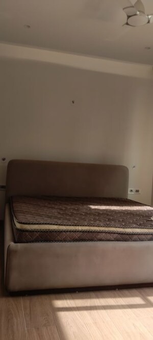 Furnished Amenities in 2 BHK Builder Floor at Sector 83 – for Rent