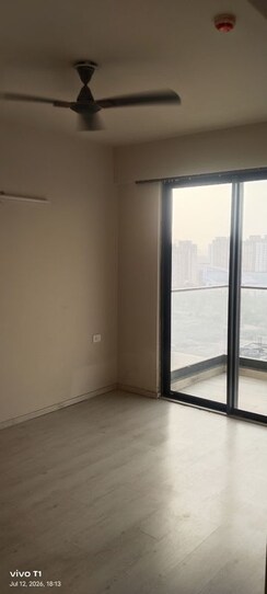 2 BHK Apartment For Rent in M3M Heights