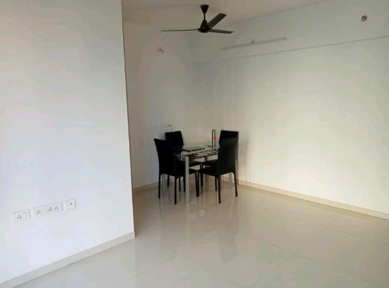 Room, lodha-upper-thane 1.5 Bedroom 535 Sq.Ft. Apartment In Anjur Thane 10526791