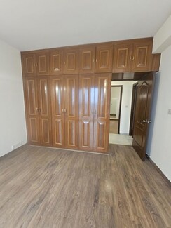 4 BHK + Prayer Room,Study Room,Store Room Builder Floor For Rent in Sector 22