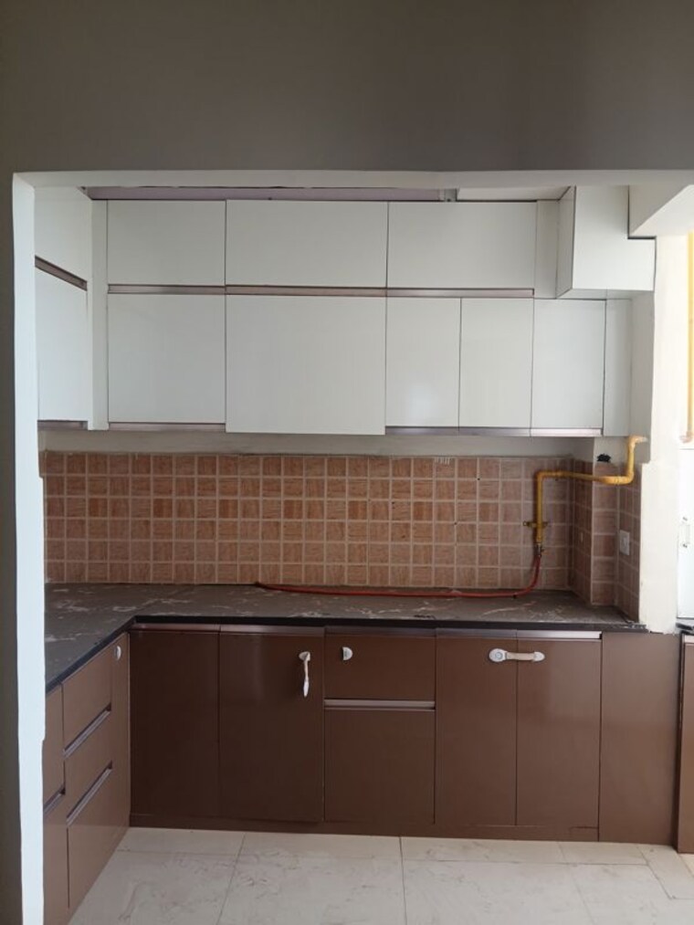 Kitchen, mahagun-my-woods 2.5 Bedroom 1190 Sq.Ft. Apartment In Sector 16c Greater Noida Greater Noida 10526845