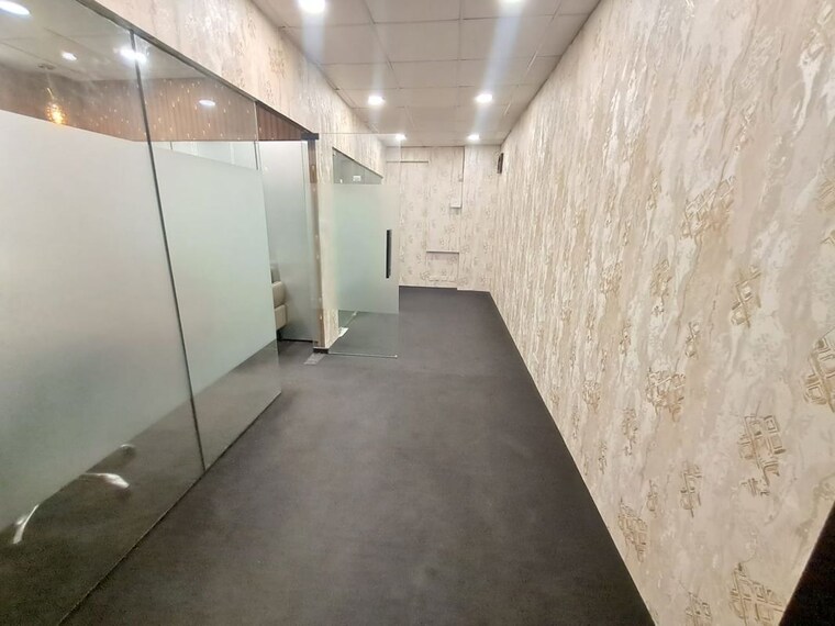undefined, sector 63 Commercial Office Space 1500 Sq.Ft. In Sector 63 Noida 10526257