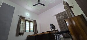 Furnished Amenities in 1.5 BHK Builder Floor at Prem Nagar – for Rent