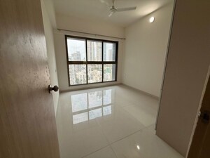 Room in 3 BHK Apartment at Raj Infinia, Malad West – for Sale