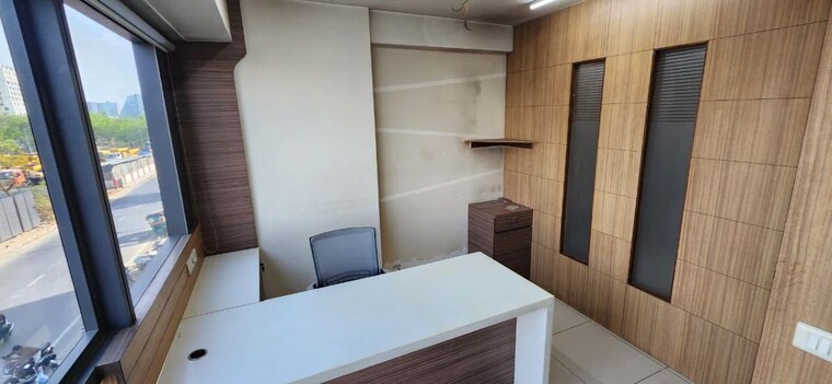 Room, true-westgate-business-bay Commercial Office Space 740 Sq.Ft. In Makarba Ahmedabad 10526916