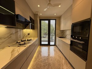 Kitchen in 3 BHK Builder Floor at Sector 21 – for Rent