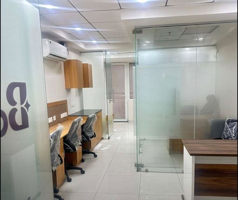 Team Area, chandigarh-citi-center Commercial Office Space 400 Sq.Ft. In Vip Road Zirakpur 10526923