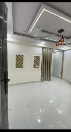 3 BHK Builder Floor For Sale in Sector 104