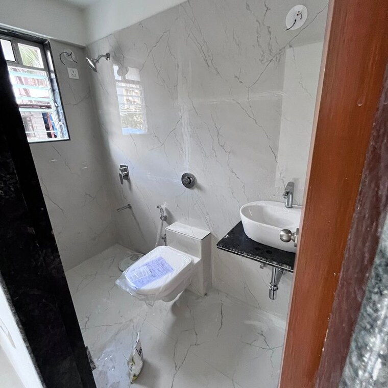 Bathroom, deraiya-classico 1 Bedroom 401 Sq.Ft. Apartment In Kurla East Mumbai 10526977