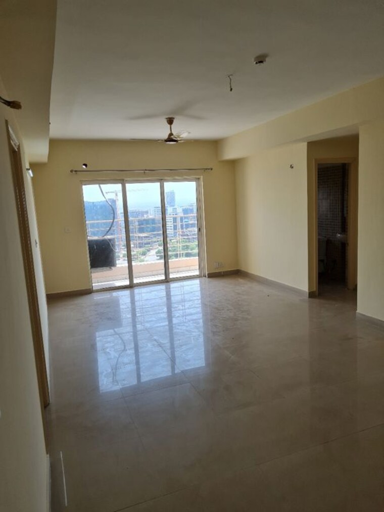 Room, paras-tierea 2 Bedroom 1070 Sq.Ft. Apartment In Sector 137 Noida 10526969