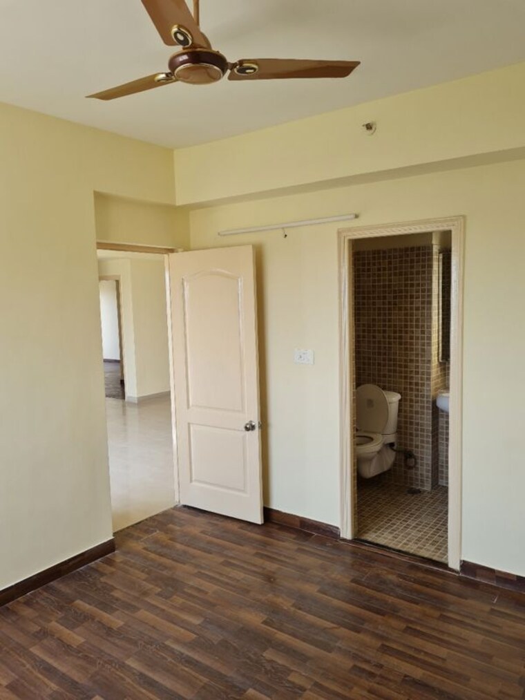 Room, paras-tierea 2 Bedroom 1070 Sq.Ft. Apartment In Sector 137 Noida 10526969