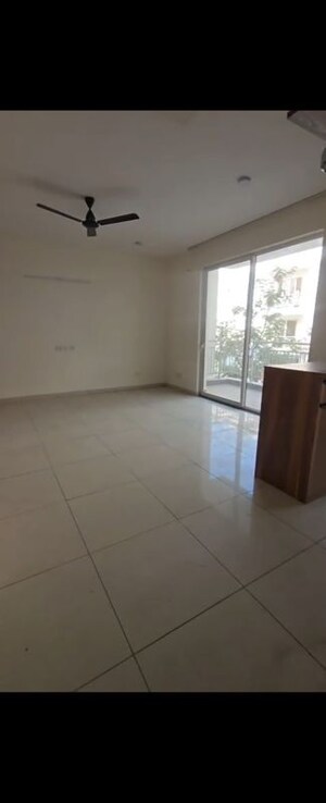 Room in 4 BHK Villa at Godrej Golf Link Villas, Sector 27 Yamuna Expressway – for Sale