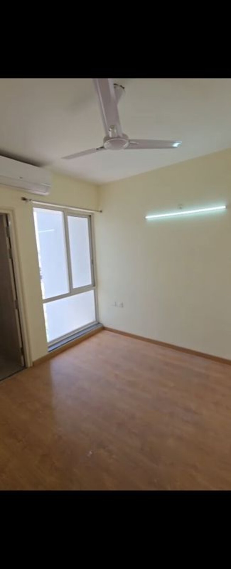 Room, godrej-golf-link-villas 4 Bedroom 150 Sq.Yd. Villa In Sector 27 Yamuna Expressway Greater Noida 10526998