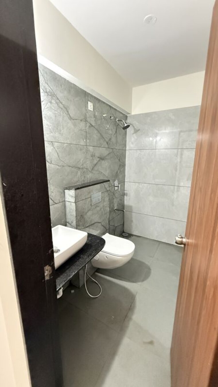 Bathroom, bhargav-stella 2 Bedroom 819 Sq.Ft. Apartment In Dhankawadi Pune 10526930