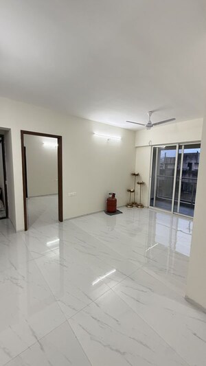 Room in 2 BHK Apartment at Bhargav Stella, Dhankawadi – for Rent