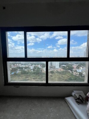 Room in 4 BHK Apartment at Valmark Apas, Hulimavu – for Sale