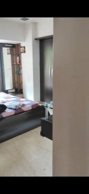 Bedroom in 3 BHK Apartment at Dadar West – for Rent
