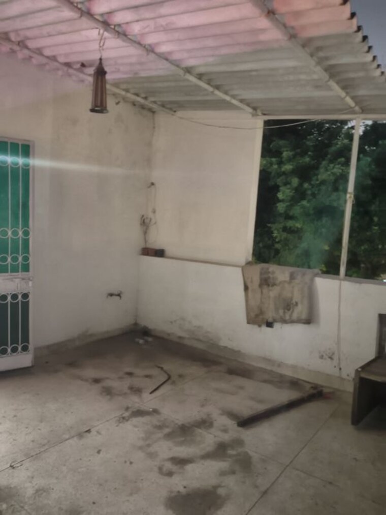 Room, sarita vihar 4 Bedroom 2250 Sq.Ft. Apartment In Sarita Vihar Delhi 10527059