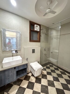 Bathroom in 4 BHK Builder Floor at Palam Vihar Residents Association, Palam Vihar – for Rent