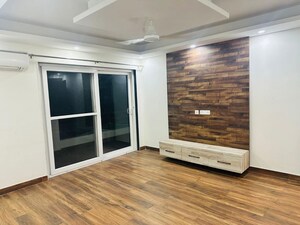 Room in 3 BHK Builder Floor at Ansal Palam Triangle, Palam Vihar Extension – for Rent