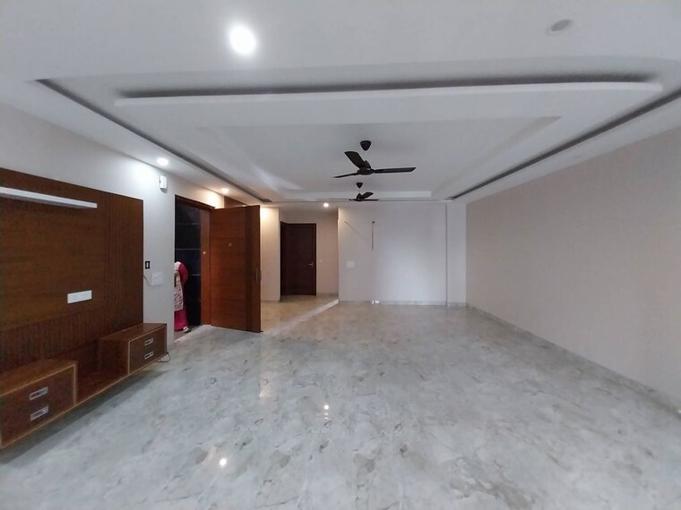 Room, sector 22 4 Bedroom 2500 Sq.Ft. Builder Floor In Sector 22 Gurgaon 10527112