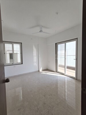 2 BHK Apartment For Rent in Venkatesh Viom, Kothrud