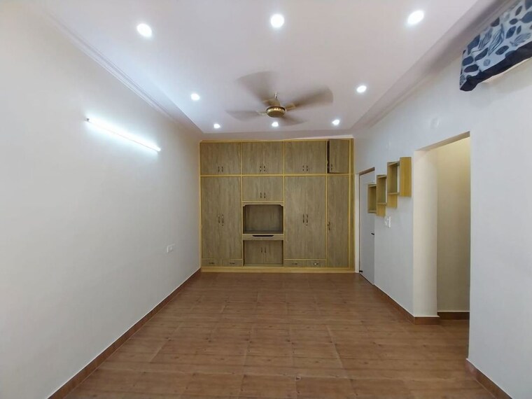 Room, sector 21 4 Bedroom 2300 Sq.Ft. Builder Floor In Sector 21 Gurgaon 10527124
