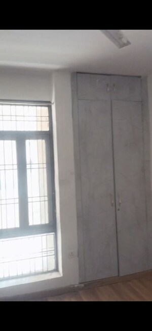 2.5 BHK Apartment For Rent in SRS Royal Hills, Sector 87