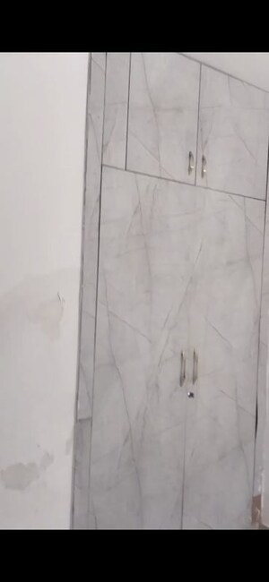 Bathroom in 2.5 BHK Apartment at SRS Royal Hills, Sector 87 – for Rent