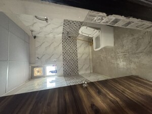 Bathroom in 3 BHK Apartment at Palm Marina Suites, Nh 24 – for Rent