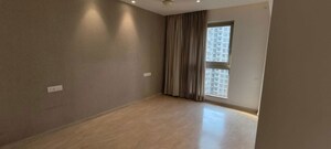 Room in 2 BHK Apartment at Hiranandani Highland, Powai – for Rent