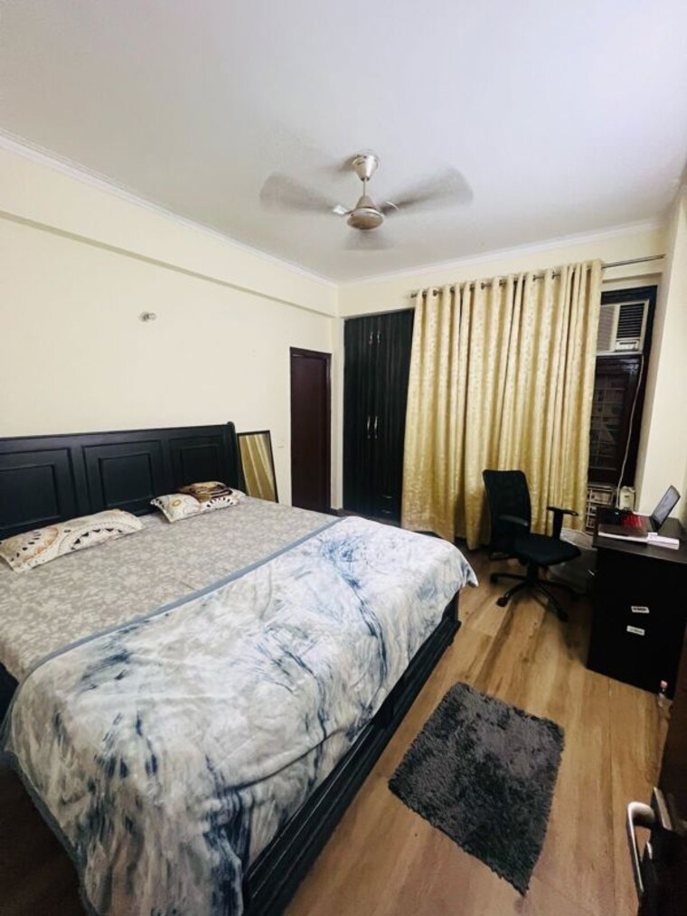 Bedroom, unnati-fortune-the-aranya 2.5 Bedroom 1280 Sq.Ft. Apartment In Sector 119 Noida 10527184