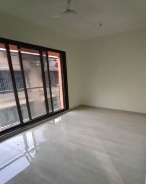 Bedroom in 2.5 BHK Apartment at Chembur – for Rent