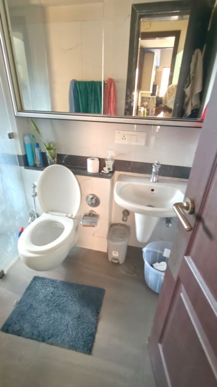 Bathroom, harasiddh-viraaj 2 Bedroom 630 Sq.Ft. Apartment In Malad East Mumbai 10527193