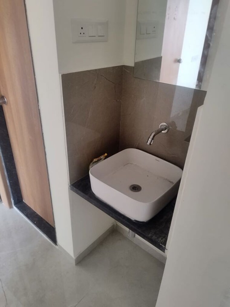 Bathroom, shriram-nysa 2 Bedroom 750 Sq.Ft. Apartment In Dhanori Pune 10527207