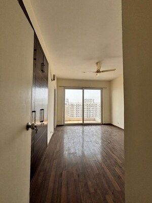 Building Lobby in 2.5 BHK Apartment at M3M Escala, Sector 70a – for Rent