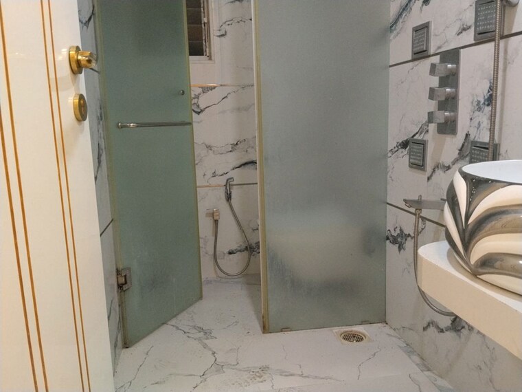 Bathroom, dosti-group-ambrosia 3 Bedroom 1150 Sq.Ft. Apartment In Wadala East Mumbai 10527263