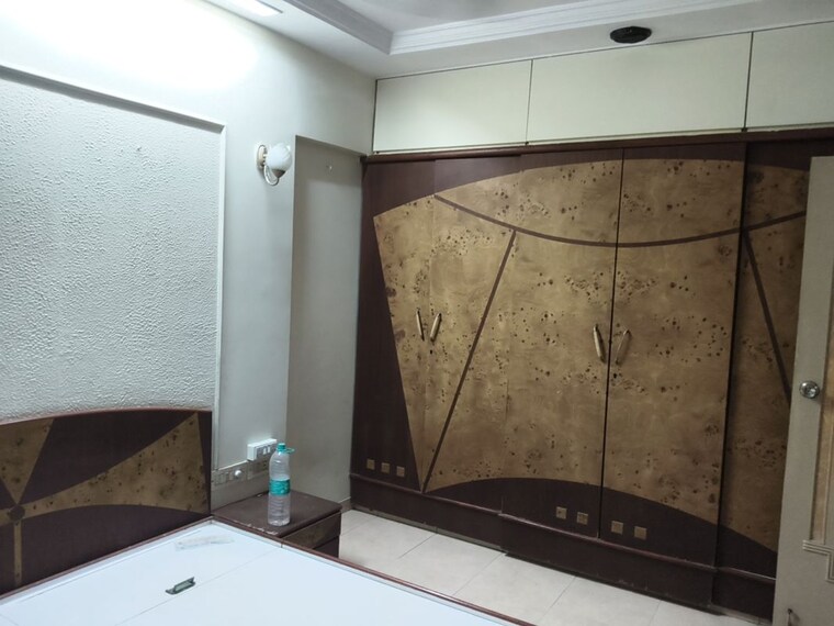 Room, vile parle east 1 RK 350 Sq.Ft. Apartment In Vile Parle East Mumbai 10527290