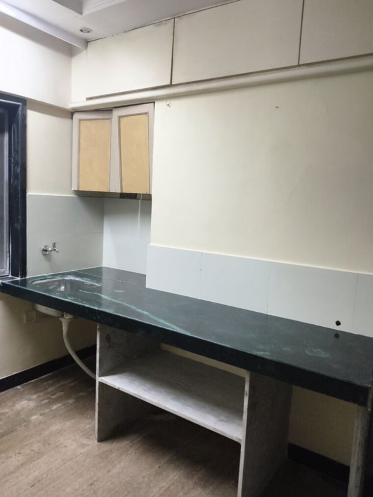 Kitchen, vile parle east 1 RK 350 Sq.Ft. Apartment In Vile Parle East Mumbai 10527290