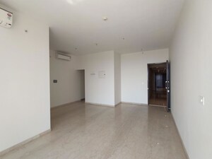 Room in 4 BHK Apartment at Piramal Mahalaxmi, Mahalaxmi – for Sale