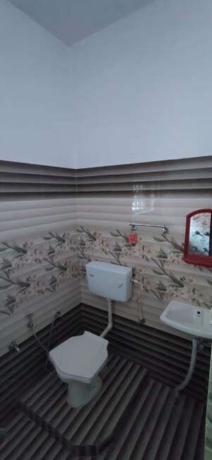 Bathroom in 2 BHK Independent House at Rajajipuram – for Rent
