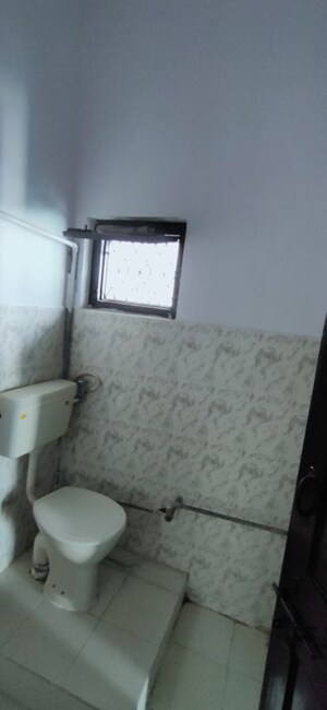 Attached Bathroom in 2 BHK Independent House at Rajajipuram – for Rent