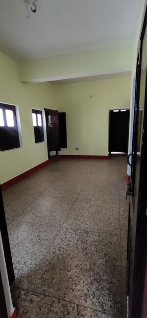 Room in 2 BHK Independent House at Rajajipuram – for Rent