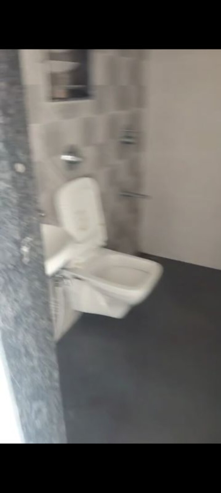 Bathroom, kurla east 1 Bedroom 460 Sq.Ft. Apartment In Kurla East Mumbai 10527473