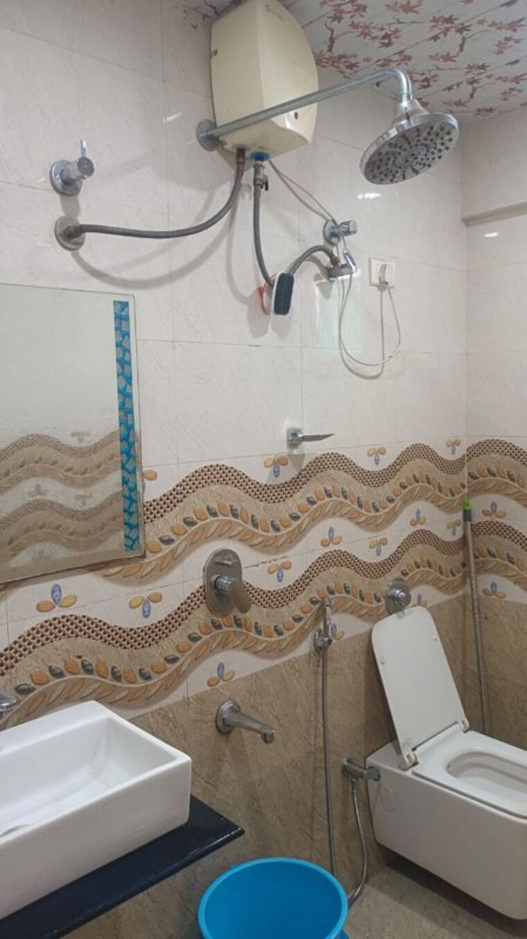 Bathroom, nandan-vatsalya-vihar 2 Bedroom 1200 Sq.Ft. Apartment In Aundh Pune 10527556