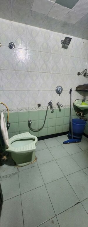 Bathroom in 2 BHK Apartment at Vakola – for Rent