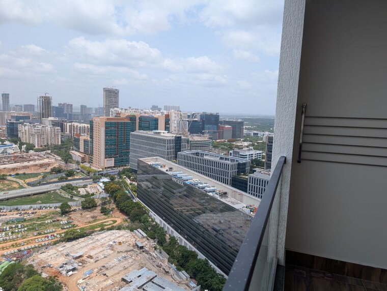 Balcony, sumadhura-olumpus  2020 Sq.Ft. Apartment In Nanakramguda Hyderabad 10527626