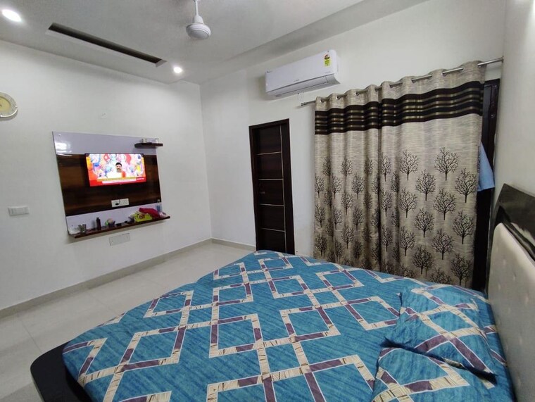 Bedroom, sector 127 1 Bedroom 65 Sq.Yd. Builder Floor In Sector 127 Mohali 10527624