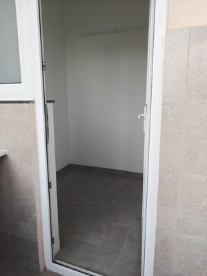 Bathroom in 3.5 BHK Apartment at Sankalp Windsor House, Yelahanka – for Rent