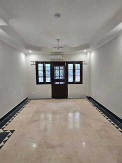 3 BHK + Prayer Room Builder Floor For Rent in Uday Park